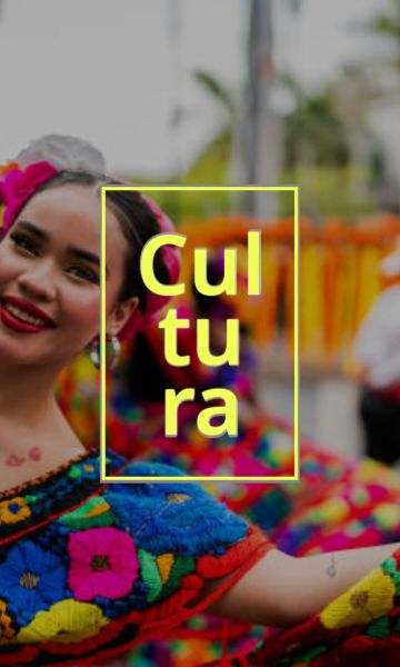 Bailarina con traje tipico